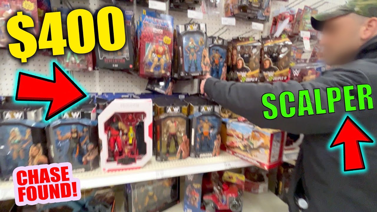 NEW* SCALPER found RARE $400 CHASE FIGURE - Toy hunting Aew , Dc Multiverse, Marvel LEgends !