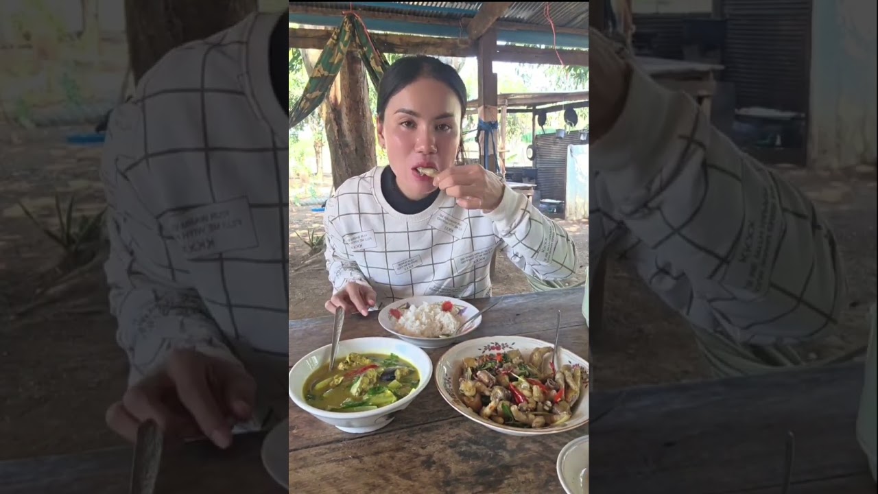 សម្លម្ជូរគ្រឿងត្រីពោ នឹង ឆាគ្រឿងជើងមាន់🤤