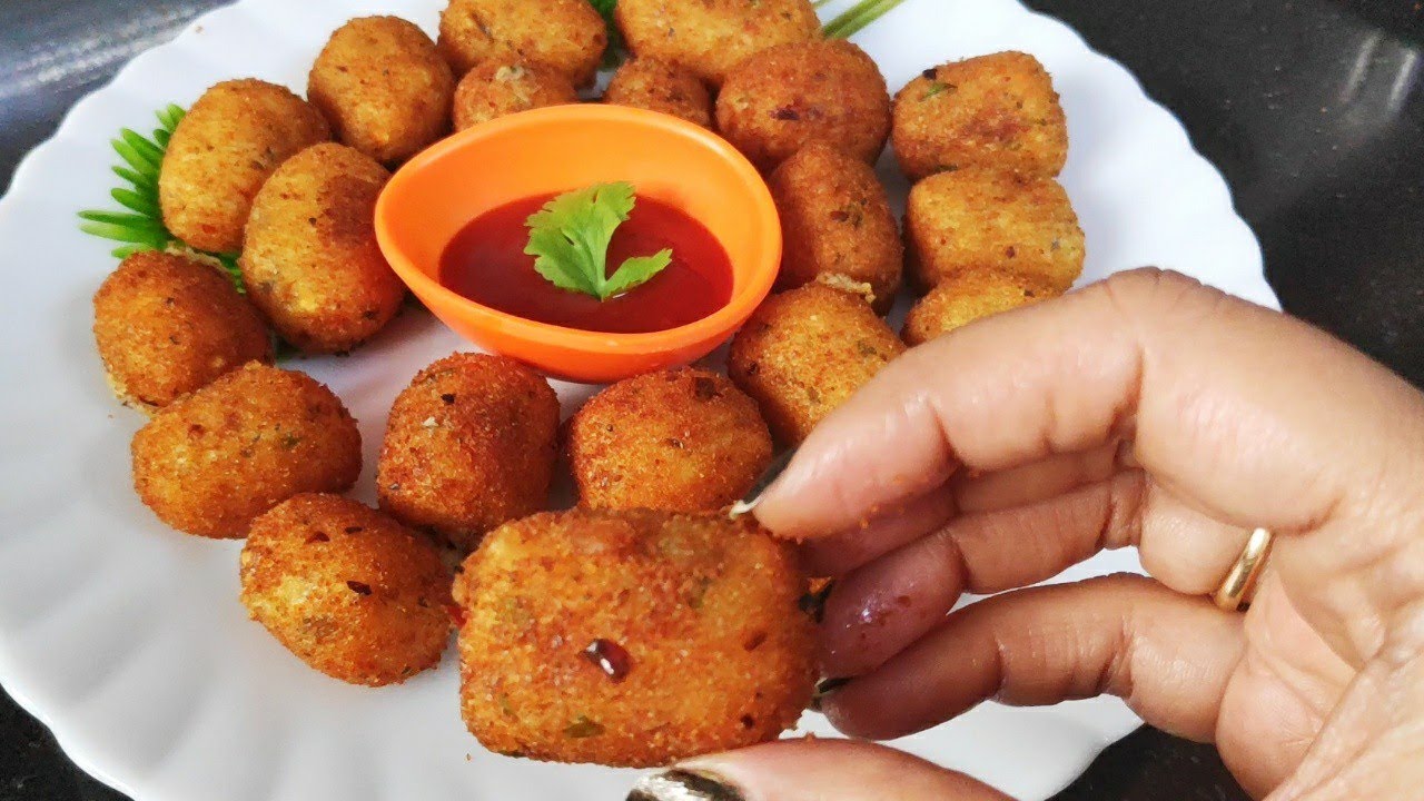 Crispy Chilli Garlic Potato Bites | Potato nugget | Potato snacks | nashta | Aloo recipes