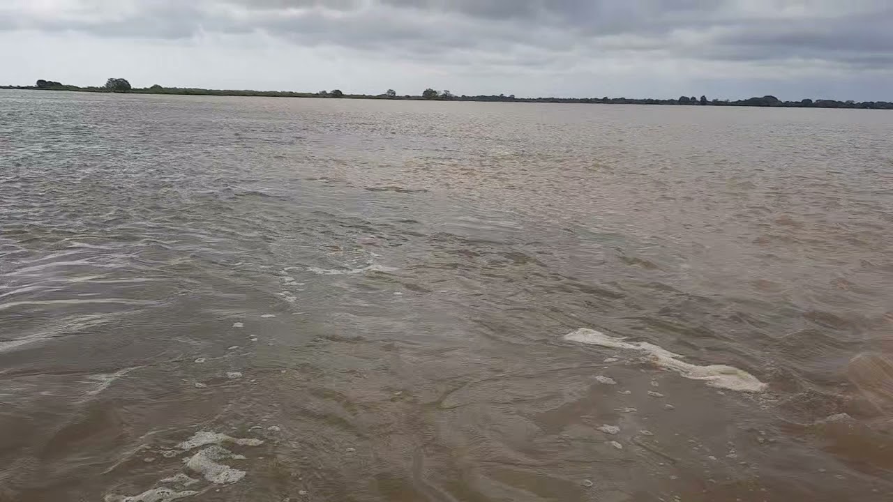Rio Cauca desembocando en el R&iacute;o Magdalena. Desembocadura del R&iacute;o cauca al Magdalena.