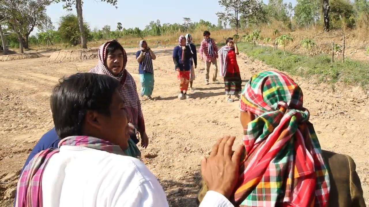 14 Jesus Heals the Demon Possessed Man