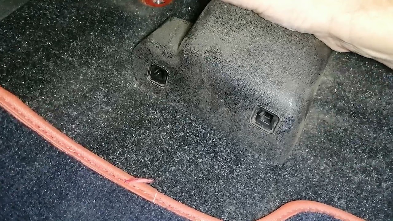 How to Remove or Replace Front Seat Fiat Grande Punto
