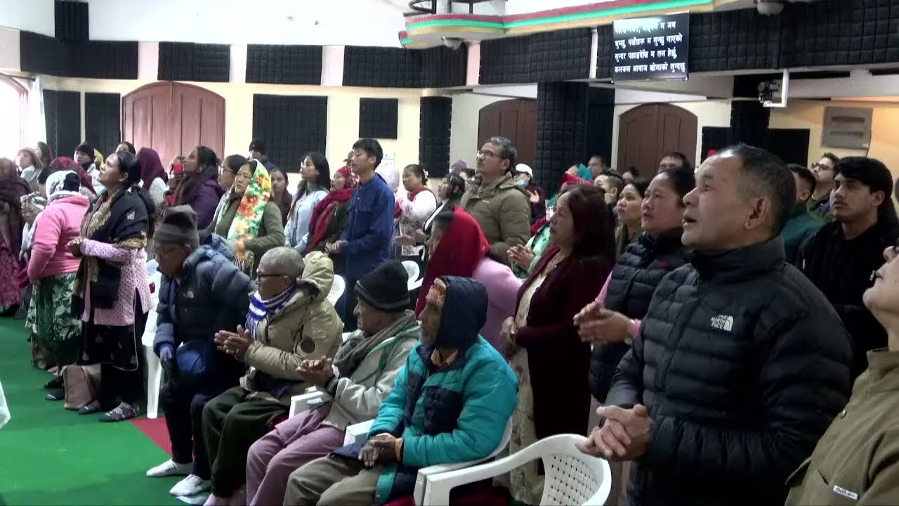 नयाँ वर्ष/नयाँ परिस्थिति—तर येशू ख्रीष्ट अनन्त हुनुहुन्छ । (हिब्रू १३:८)