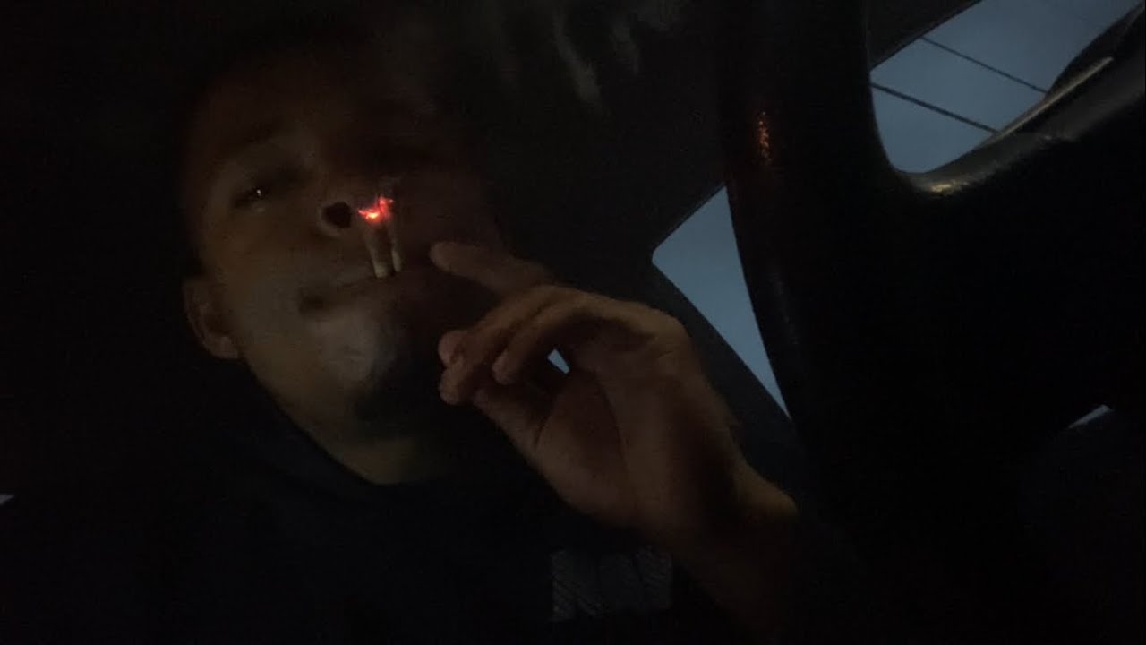 Smoke session at night!in the Hood!!!!!