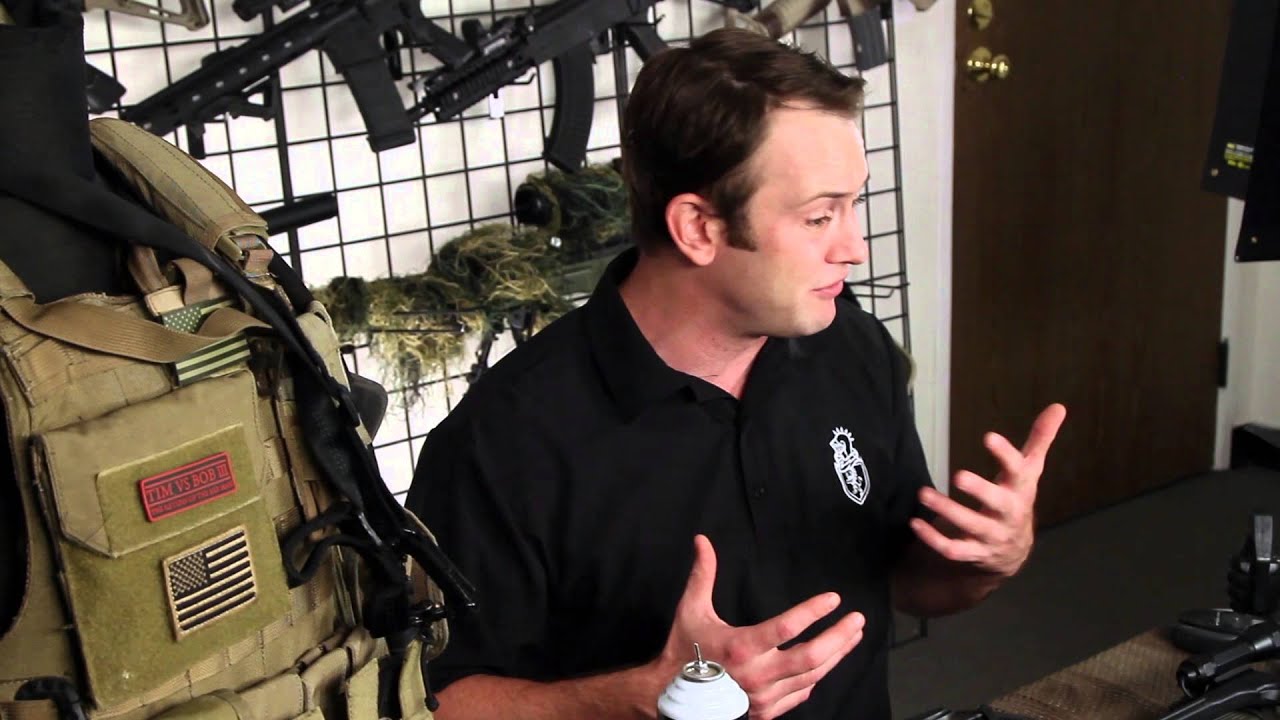 Airsoft GI - Tim VS Bob 3 Tactical Gear Heads: Bob's Loadout (Cribs Parody)