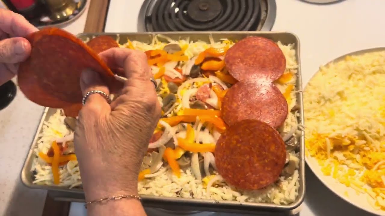 Easy Homemade Focaccia Pizza (Yummy)