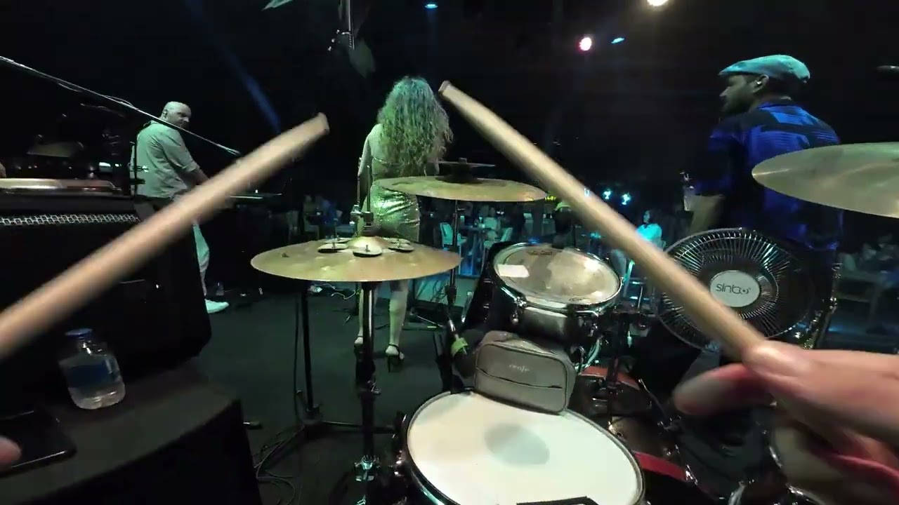 Chaka Khan Ain't Nobody (DrumCam)
