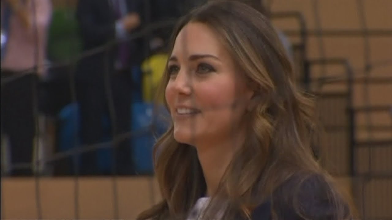 Duchess of Cambridge plays volleyball: Kate shows off skills at a SportsAid workshop in London