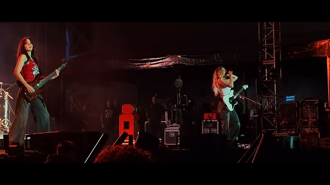 The Warning automatic Sun live pachuca Mexico 