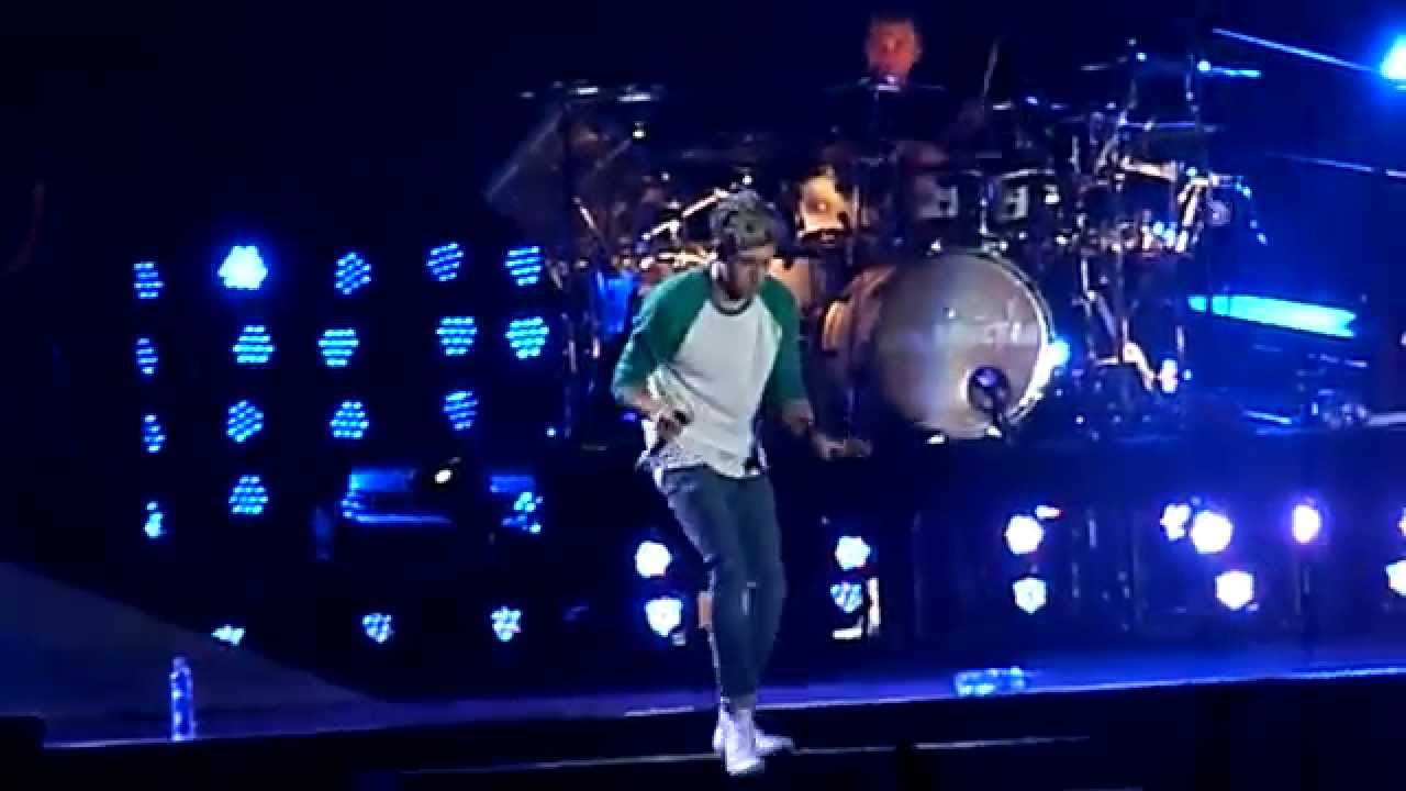 Where we are tour Argentina Strong , Better than words, alive