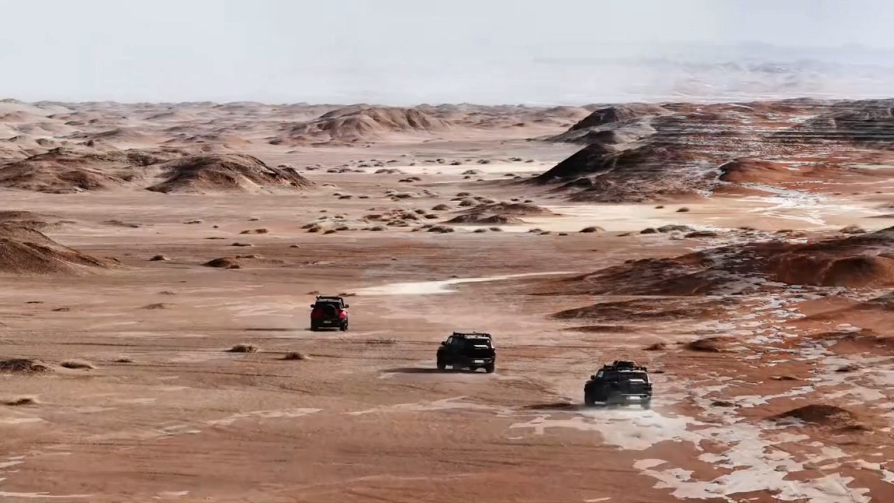 车队化作移动的图腾，沙尘作画，驶向未知的探险#自驾游 #无人区 #offroad #offroading #travel #旅拍 #越野 #探险