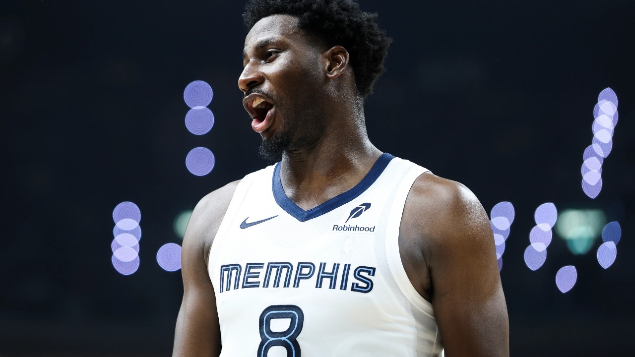 NBA Trade Deadline Madness Starts with JJJ to Utah