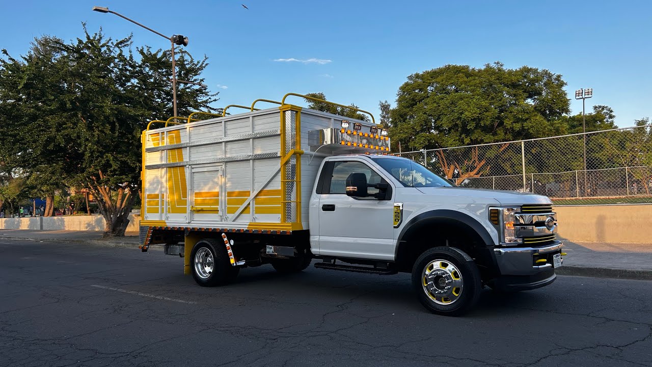 Ford f550 4x4 palanca al piso inf3332017089‬ año 2018 