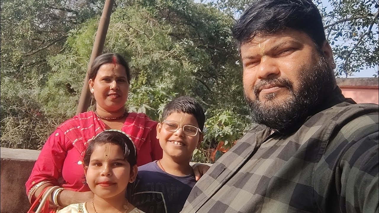 সাদুল্লাপুর মাঘী পূর্ণিমার পূর্ণ তিথির স্নানের মেলায় আমরা সকলে। #ganga #gangaghat #mela 