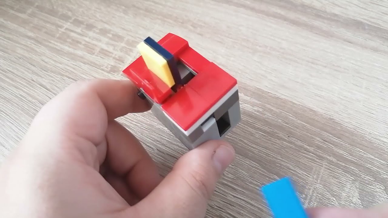 Tic Tac Spender aus LEGO? Kleiner 