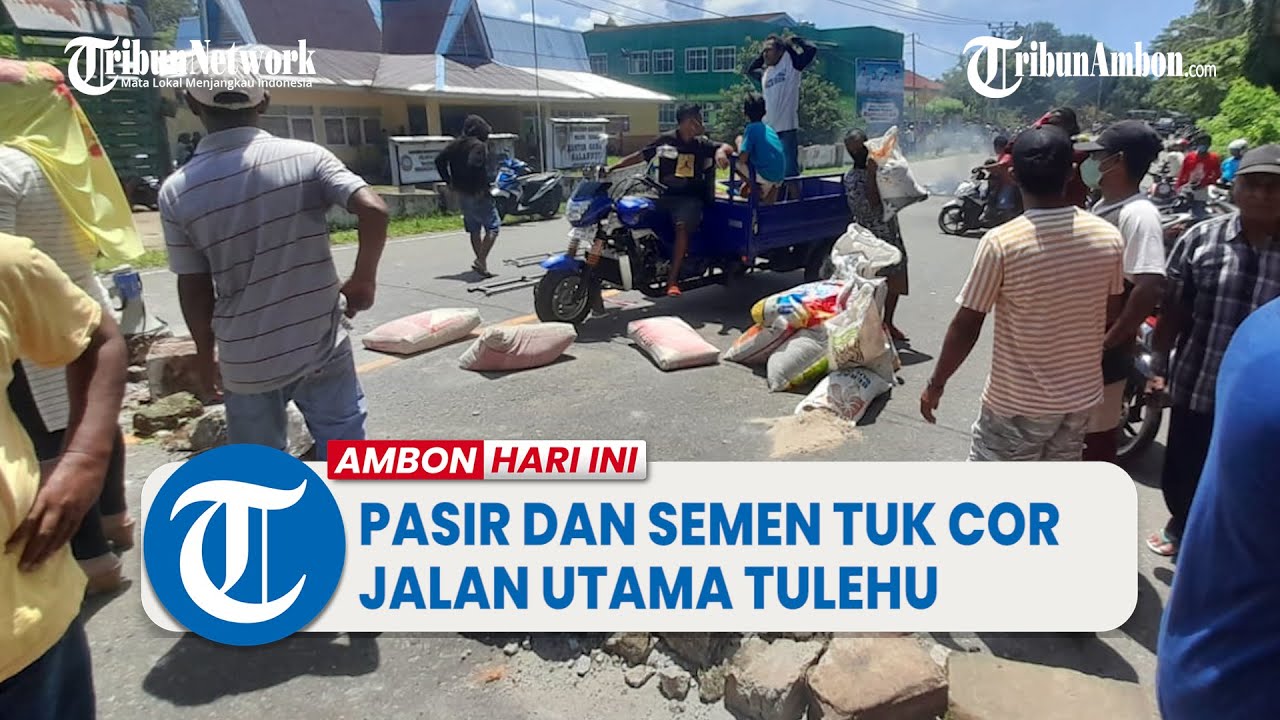 Warga Siapkan Pasir dan Semen Tuk Cor Jalan Utama Tulehu - Maluku Tengah