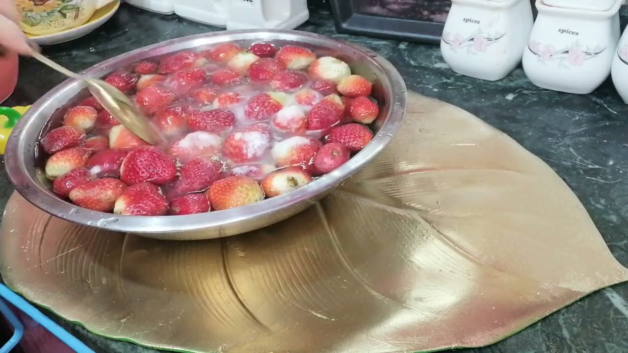 طريقه غسيل الفراوله للحفاظ على صحتك