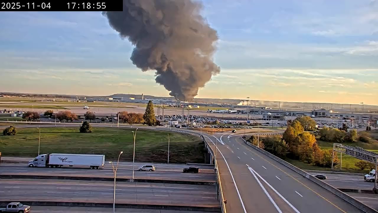 WATCH LIVE | Crews respond to reported plane crash near Louisville's airport