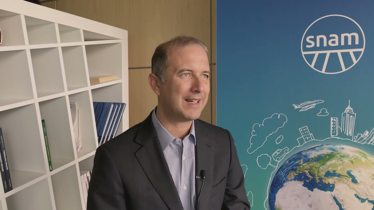 L'AD di Snam Marco Alverà sul ruolo del biometano per raggiungere le zero emissioni nette al 2050