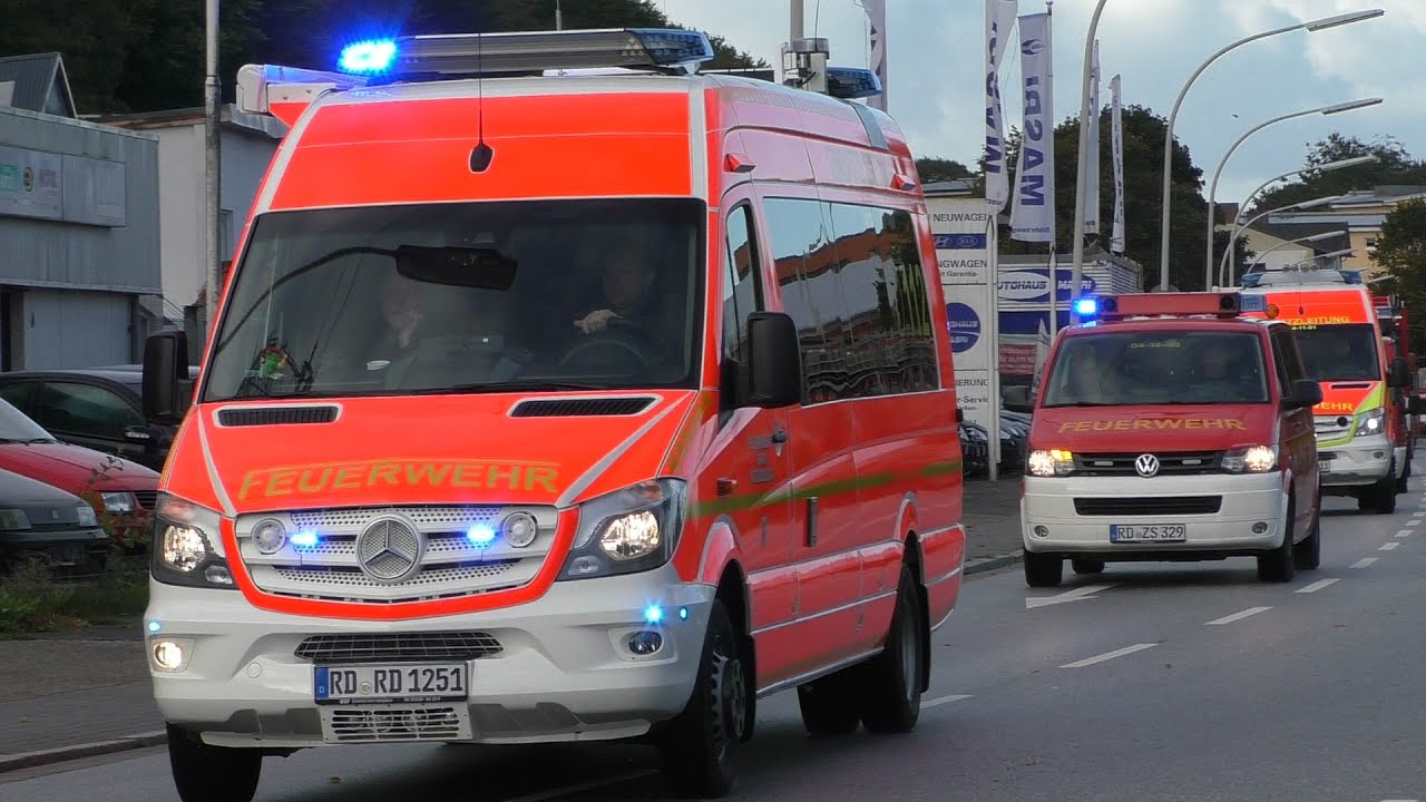 [Massenkarambolage auf Werkgelände] Einsatzfahrten Freiwillige Feuerwehren Kreis Rendsburg-Eck