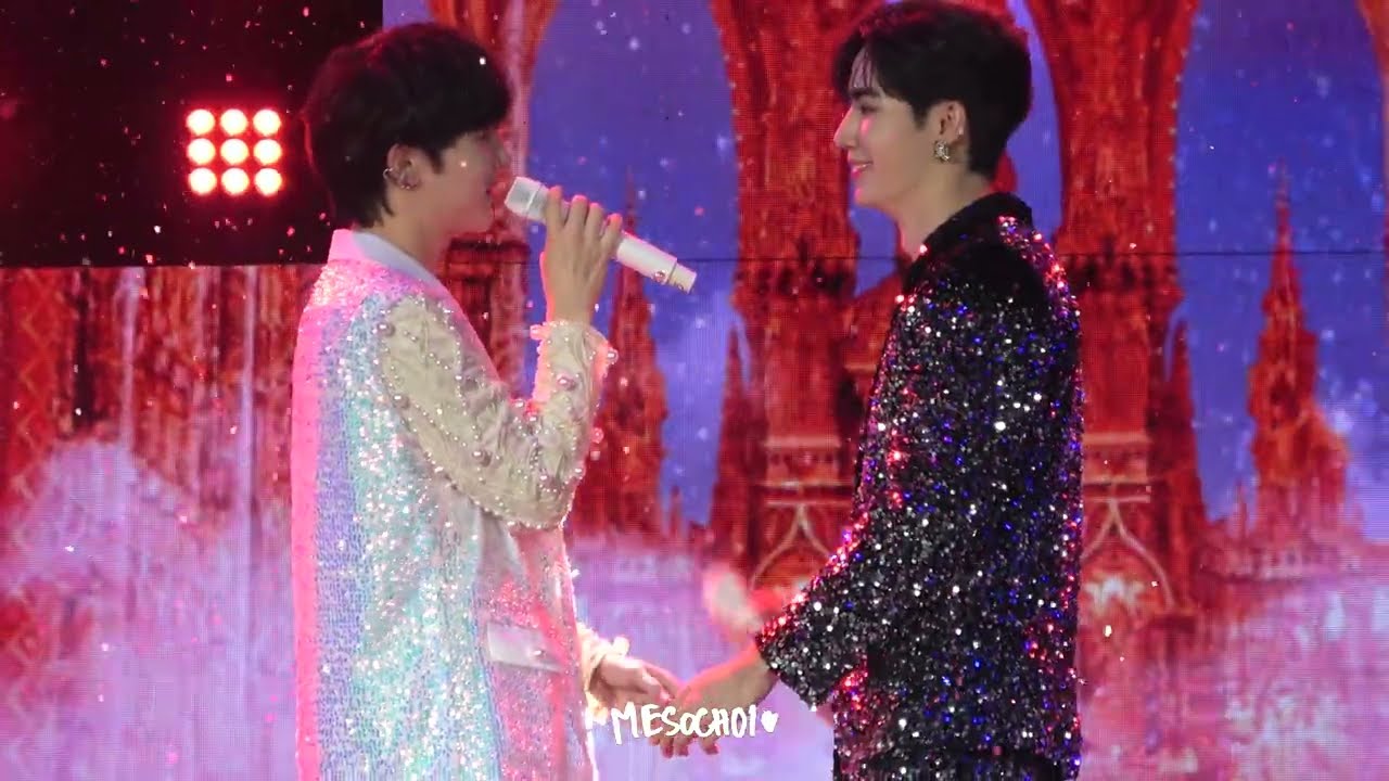 [4K] 220910 ZeeMeShow Concert - ชอบตัวเองตอนอยู่กับเธอ (ZeeNuNew)