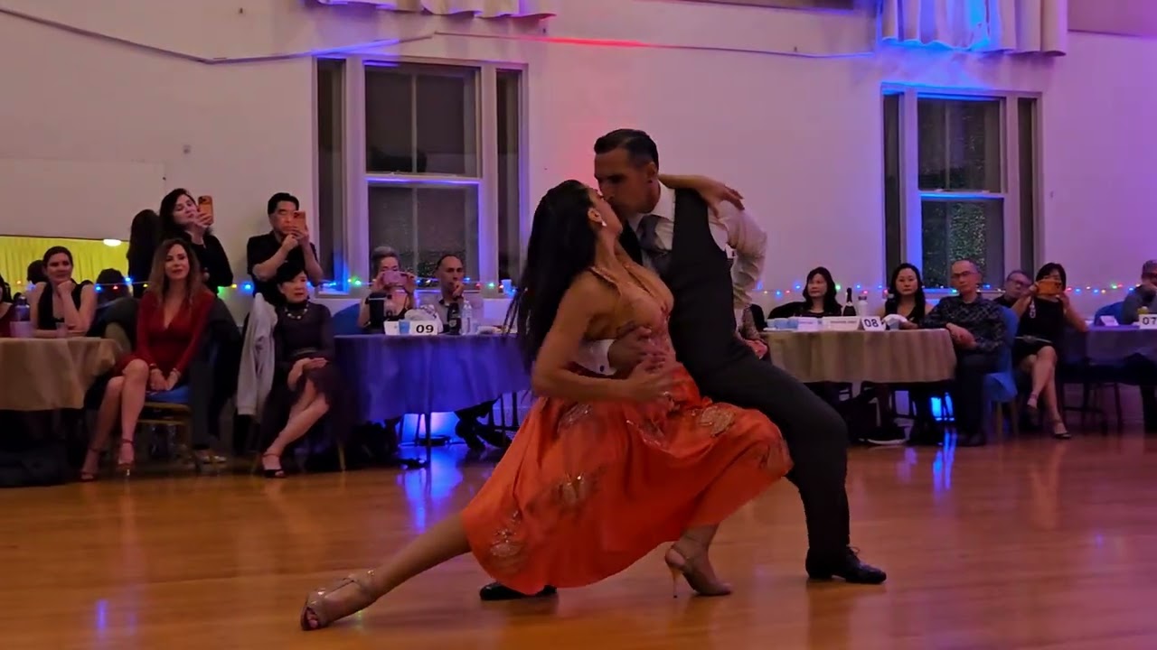 Yesica Esquivel and Ariel Leguizamon at la reina (3 of 4)