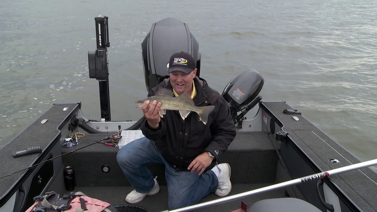 Jigging Shallow Water Walleyes