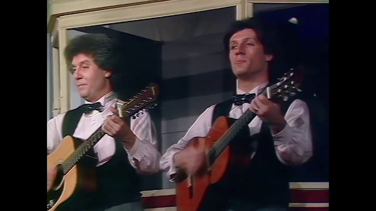 Lililili Stres Lili Yar | İçinden Tramvay Geçen Şarkı