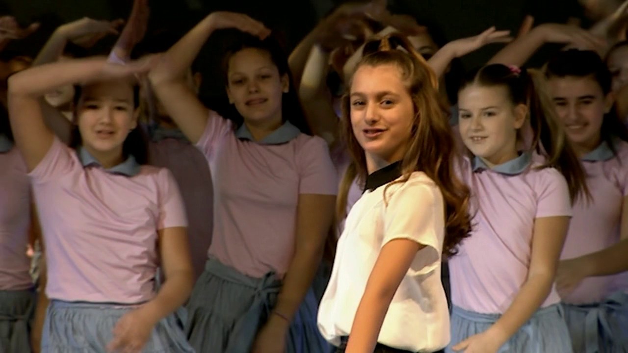 Zlatno Slavejce 2016 - Pesna za pesnata - Dora Makazlieva (Video)