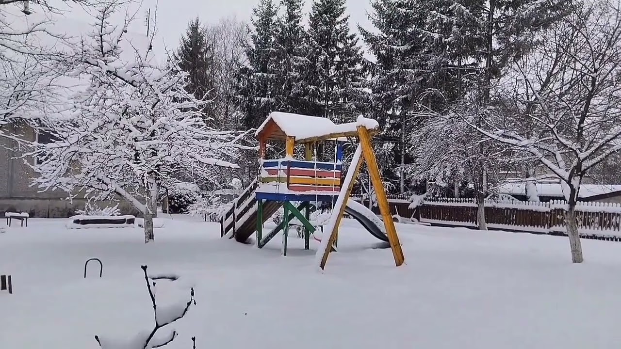 Переезд из Казахстана в Литву. Зимняя сказка поздней осенью. Тепло и уют снежного вечера.