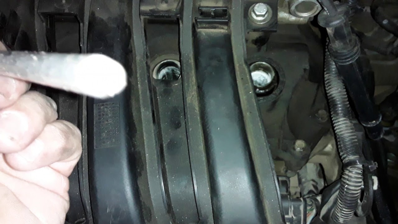 como trocar as velas do seu Nissan march Sandero motor Renault