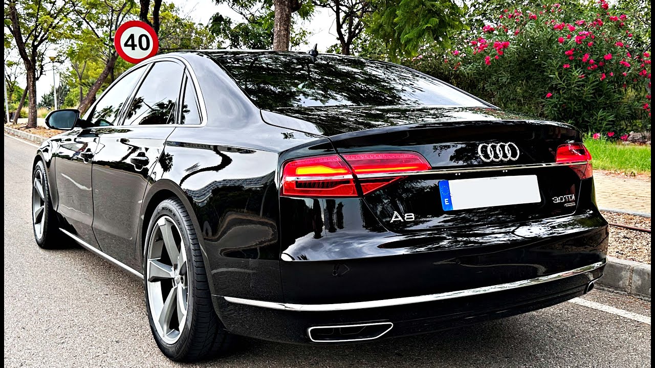 El estado de un Audi A8 con 330mil km, equipamiento muy raro.