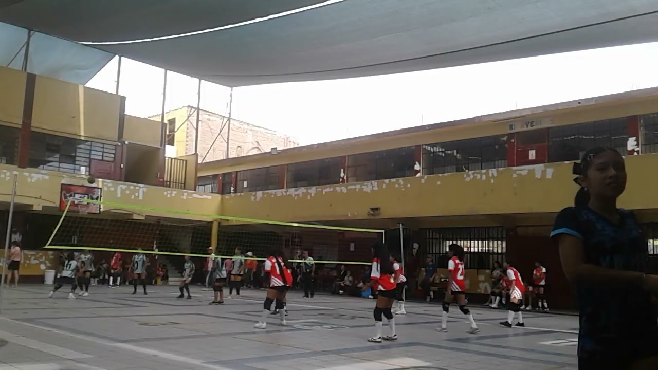 Este fue nuestro primer triunfo con Ana,Brittany ,Nayeli, Alisson, Adriana, kaory, Millet, Victoria