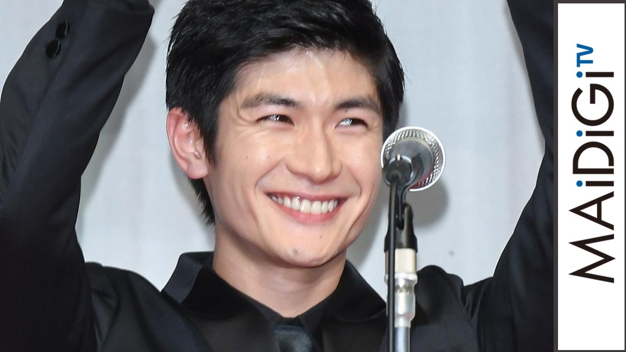 三浦春馬、ジュエリーベストドレッサー賞に大興奮　「第28回日本ジュエリーベストドレッサー賞」表彰式