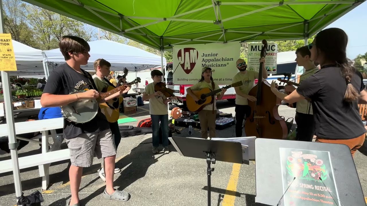 Blue Ridge String Benders at the Watauga County Farmer's Market