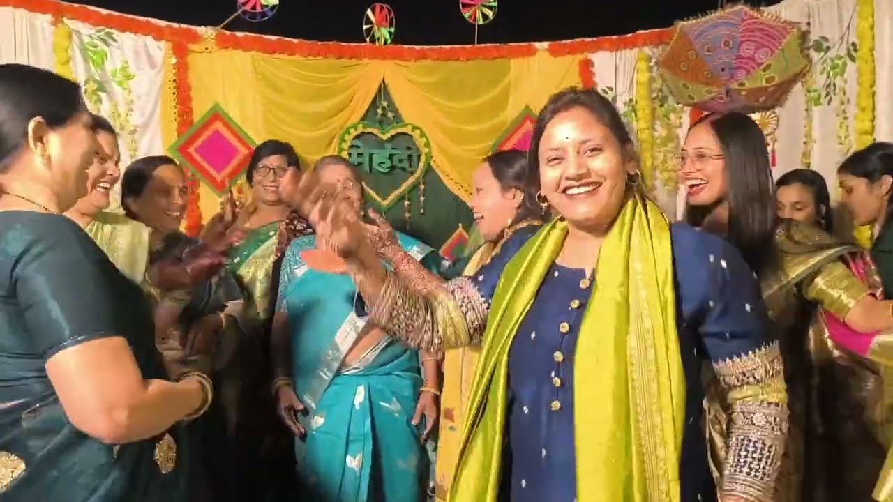 Mehndi💚 Function Wedding Vlog😍 || भोजपुरी गाने पर हुआ जबरदस्त डांस🥳 #vlog @sandygupta56 