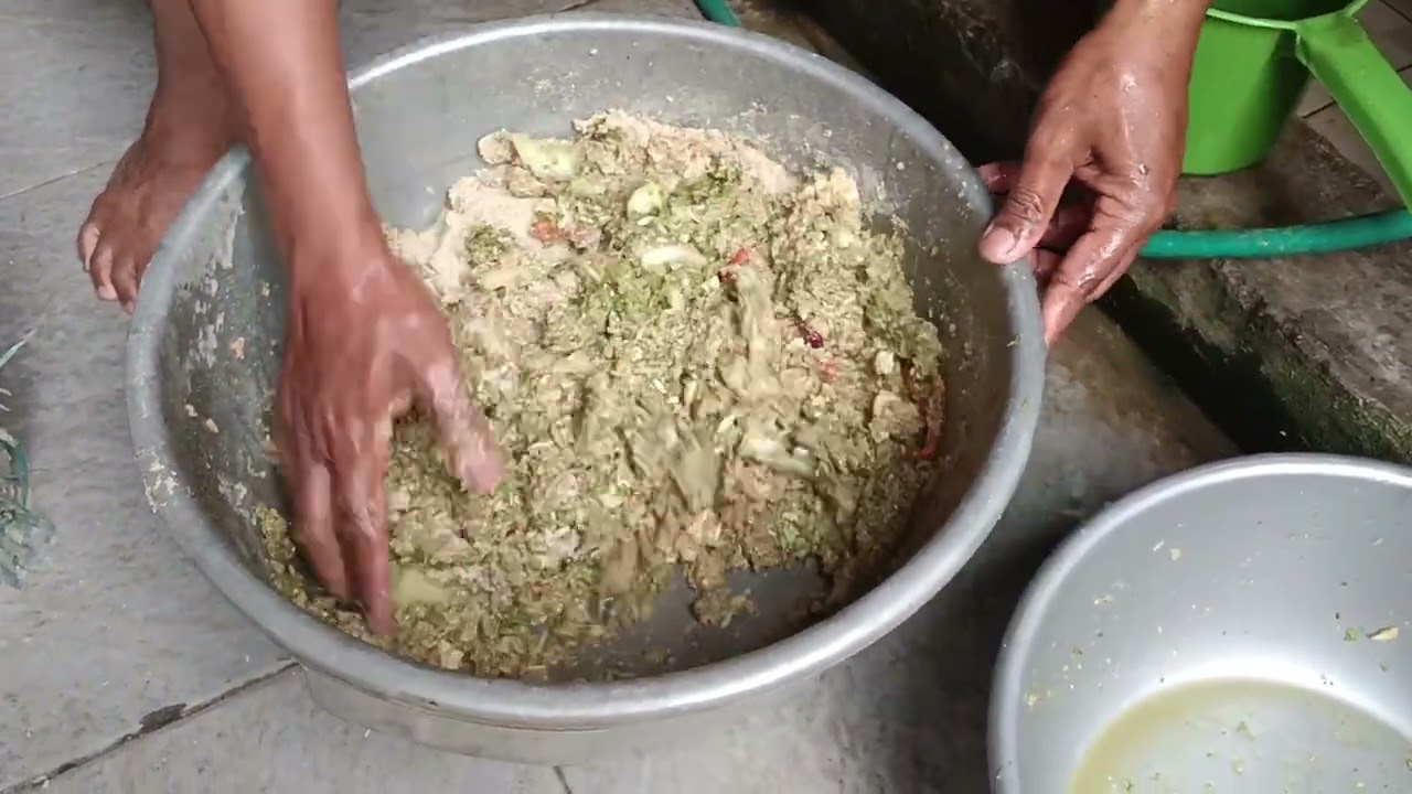 Menu makan unggas #reels #ayam #teknikpertanian #agrikultur 
