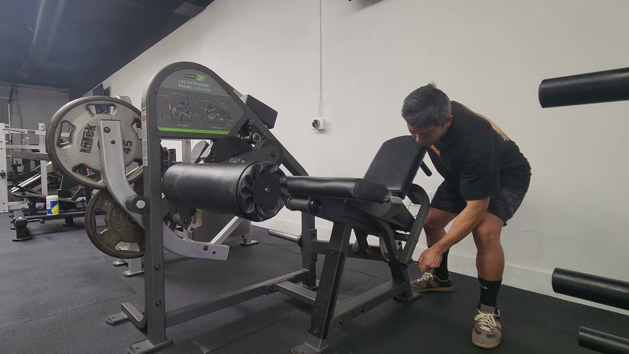 Prime Fitness PLATE LOADED | Leg Ext/ Leg Curl Combo