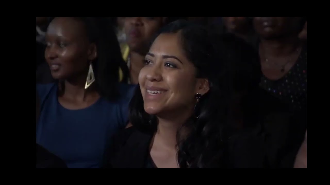 PASTOR CHRIS OYAKHILOME:  Light of The World 