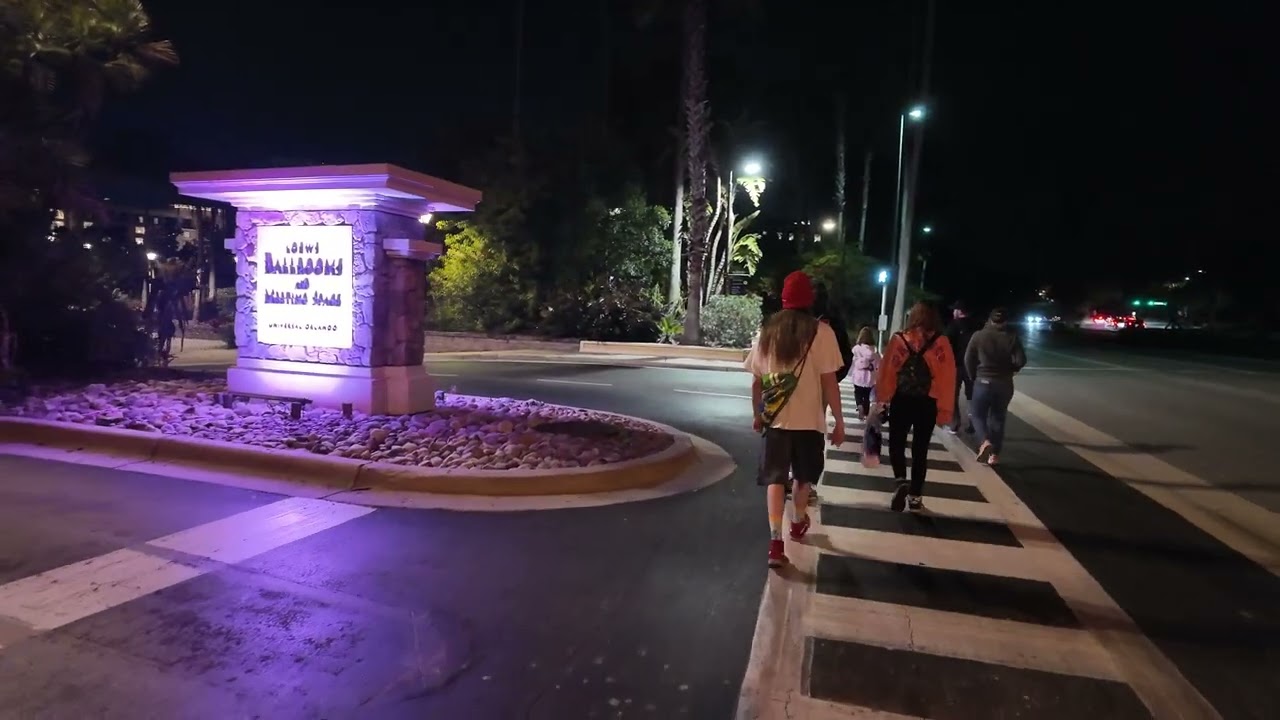 Walking Path from Universal Studios to Cabana Bay resort 