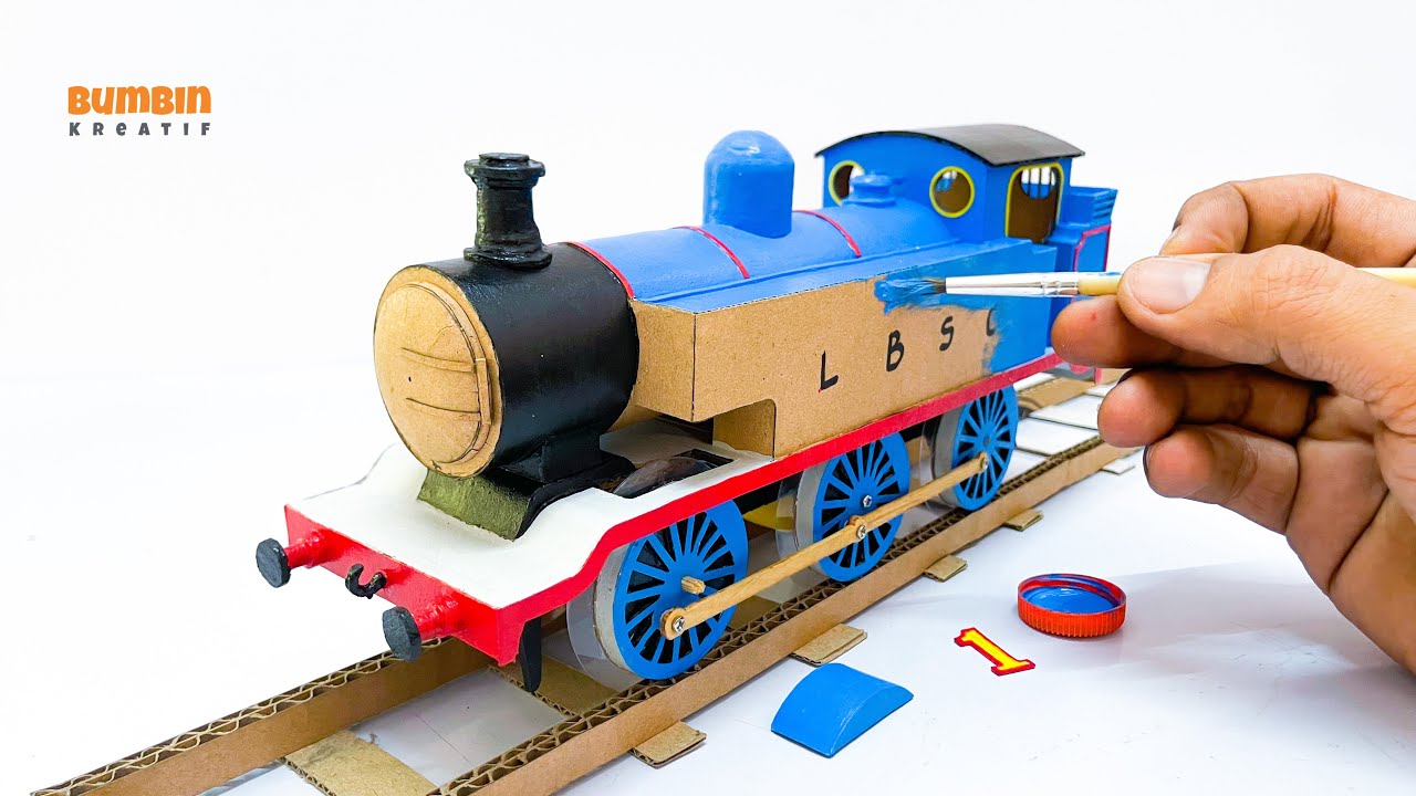 Как построить поезд Томас из картона на основе модели LB&SCR Class E2