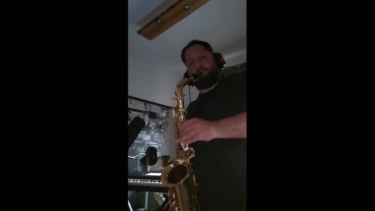 Mulatós Szaxofonnal -Lakodalom Van a mi utcánkban ,- Szép asszonynak kuricálok, - Asszony asszony