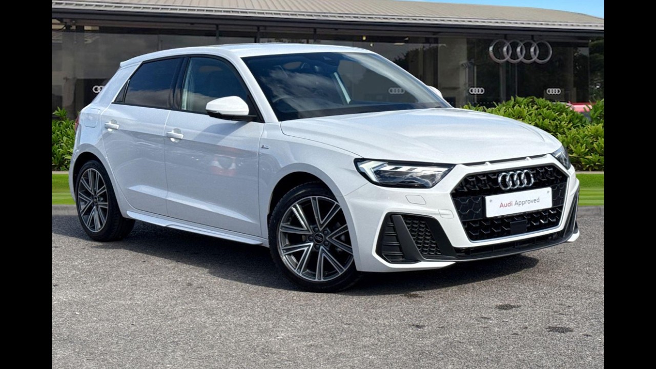 Подержанный Audi A1 Sportback S line 25 TFSI 95 л.с., 5-ступенчатая коробка передач, одобренный A...