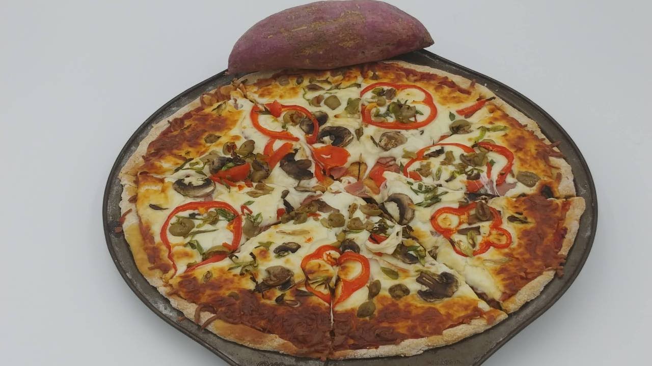 PIZZA DE PATATE GARNIE/CRÉOLE/HAITIENNE