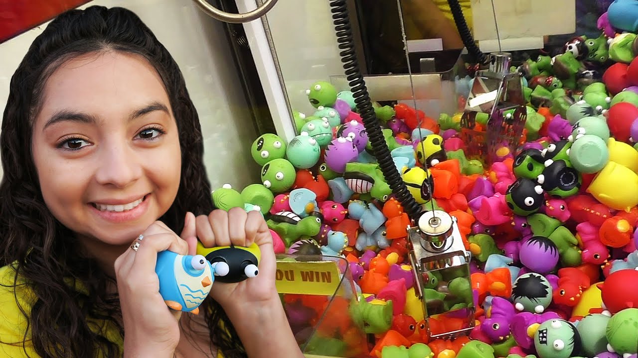 Rubber EYE Poppers - Claw Machine Wins