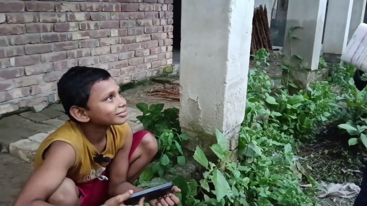 সমিতির কিস্তি আনতে গিয়ে তার পরিণতি কি হয় দেখুন   #funny  #reels #roblox #viral 