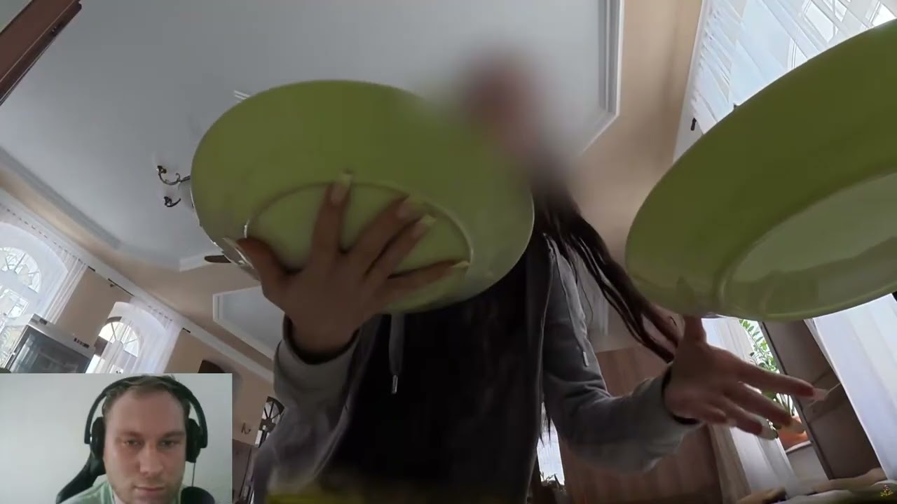 Vojťas reakce ZKAŽENÉ MASO?! 🤢 Proč nám KUCHAŘKA LHALA? 🤬 Tohle byl HOROR!