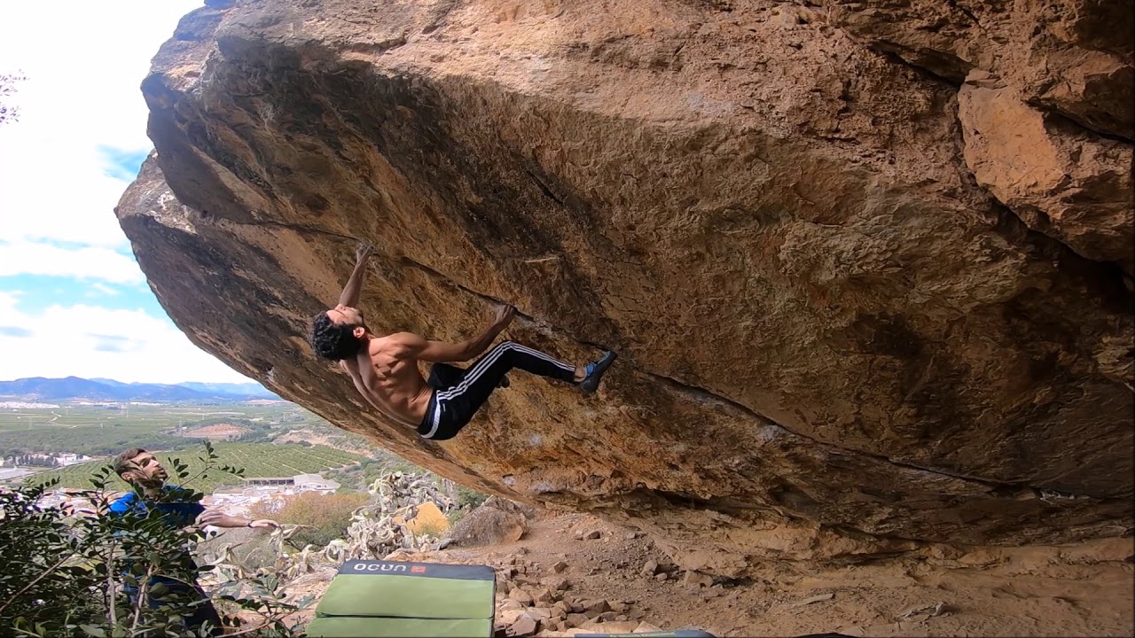 GIZAJO  8a + L'AVI 7c, Almenara
