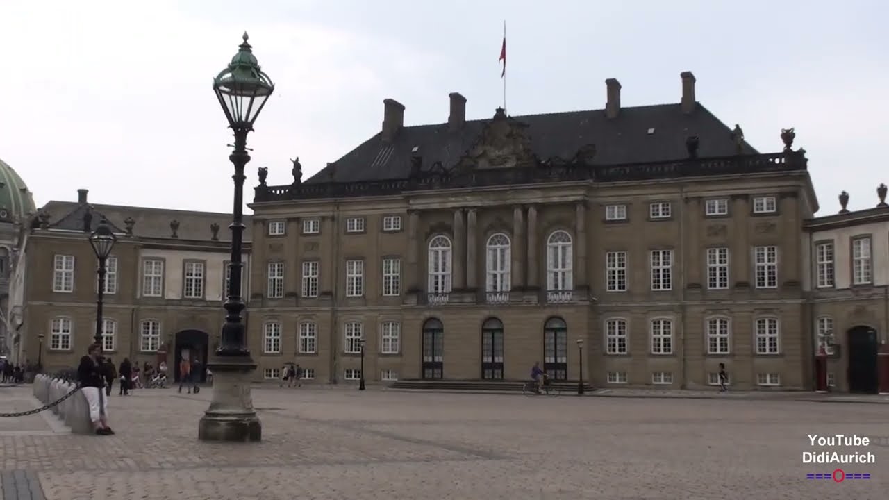 Teil 58 der 7 Länder Rundreise, Einmal um die Ostsee, Kopenhagen Schlossplatz Amalienborg Copenhagen