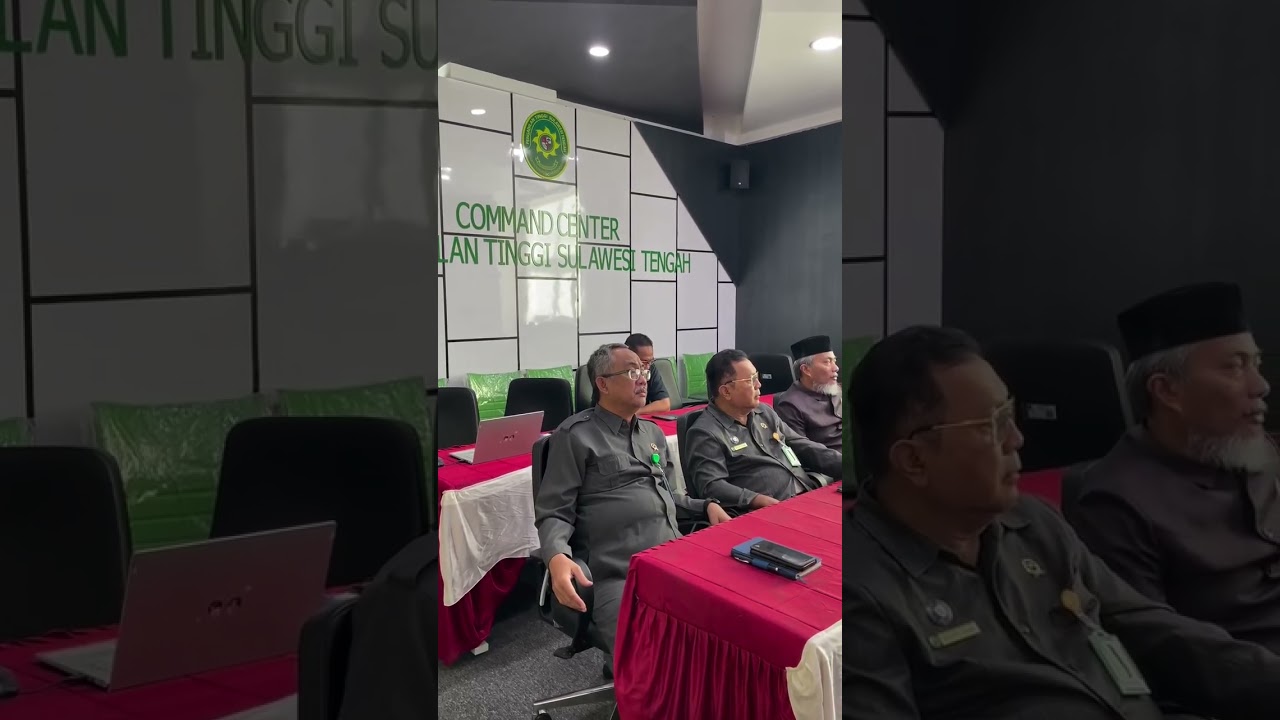 Ketua Pengadilan Tinggi Sulawesi Tengah Memberikan Pembinaan ke Hakim Tingkat Pertama Baru Dilantik